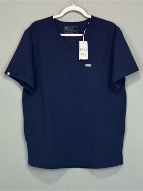 Figs Chisec Three Pocket Scrub Top Mens L Navy Blue TM3000 Technical Collection